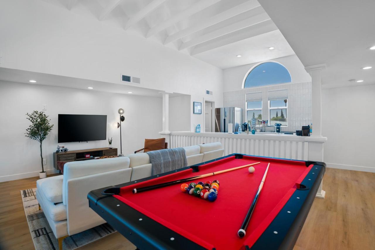 Chic Uptown Phoenix Home - Pool Table & Perfect Location Luaran gambar